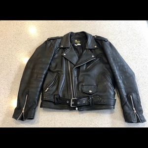 Authentic vintage 90’s leather biker jacket.